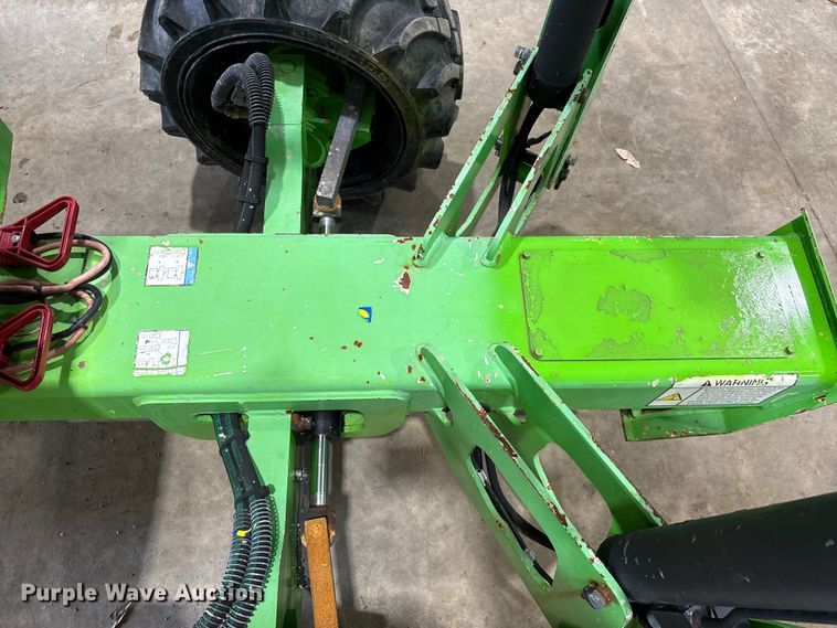 image for item EF1019 Nifty SD34TNifty boom lift