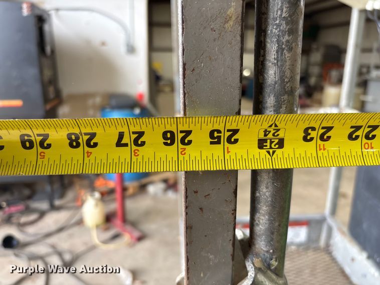 image for item EF1019 Nifty SD34TNifty boom lift