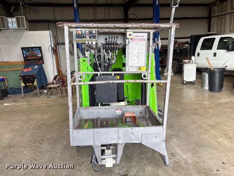 image for item EF1019 Nifty SD34TNifty boom lift