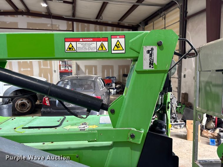 image for item EF1019 Nifty SD34TNifty boom lift