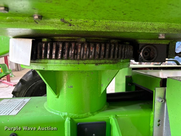 image for item EF1019 Nifty SD34TNifty boom lift