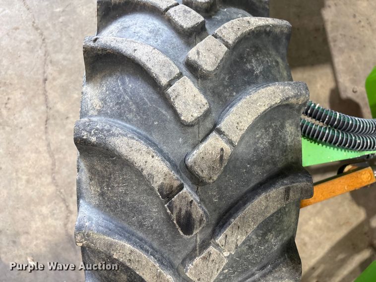 image for item EF1019 Nifty SD34TNifty boom lift