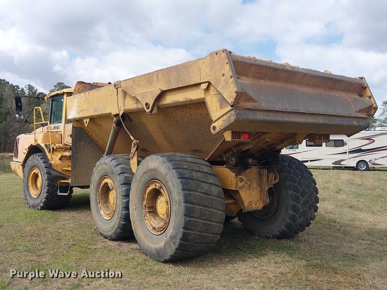 image for item EF1040 2007 Volvo A30D articulated haul truck