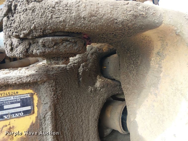 image for item EF1040 2007 Volvo A30D articulated haul truck