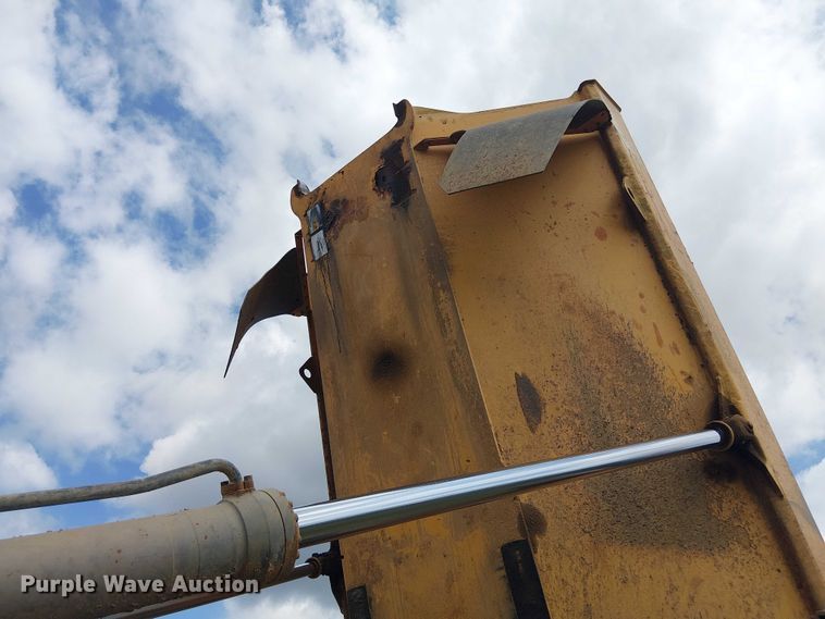 image for item EF1040 2007 Volvo A30D articulated haul truck