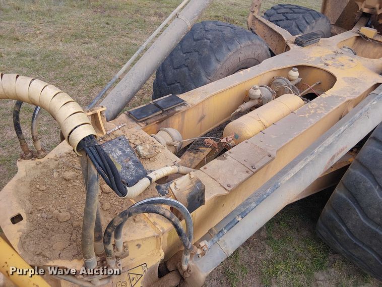 image for item EF1040 2007 Volvo A30D articulated haul truck
