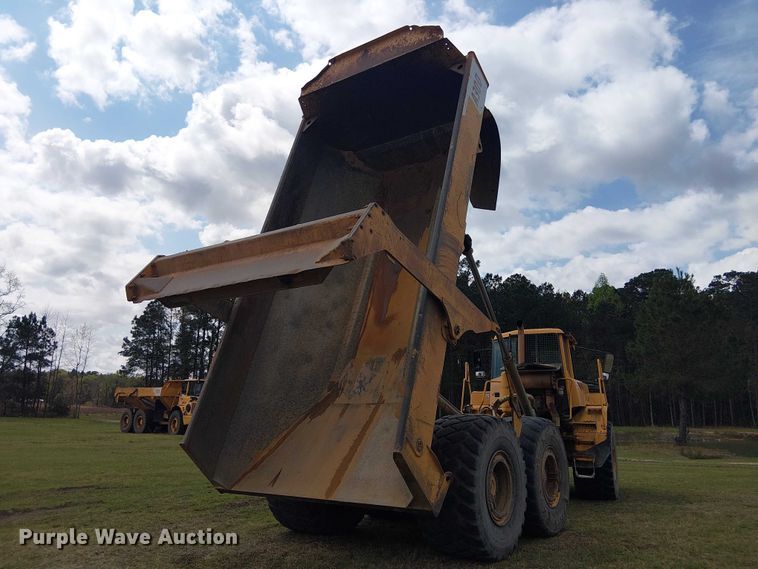image for item EF1040 2007 Volvo A30D articulated haul truck