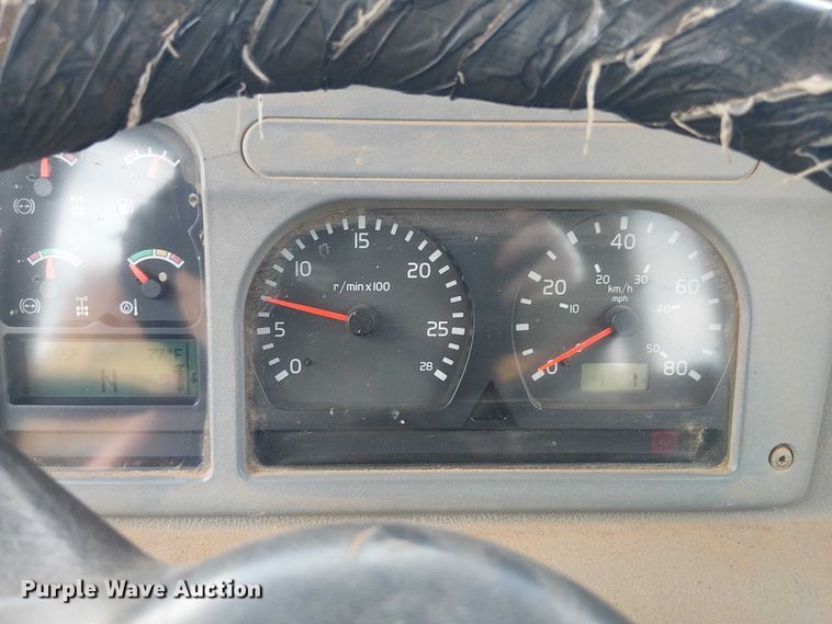 image for item EF1040 2007 Volvo A30D articulated haul truck