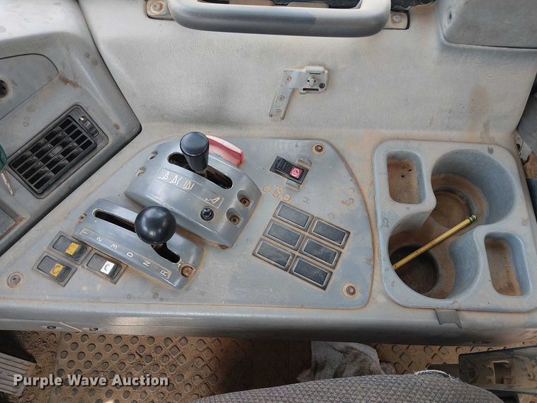 image for item EF1040 2007 Volvo A30D articulated haul truck