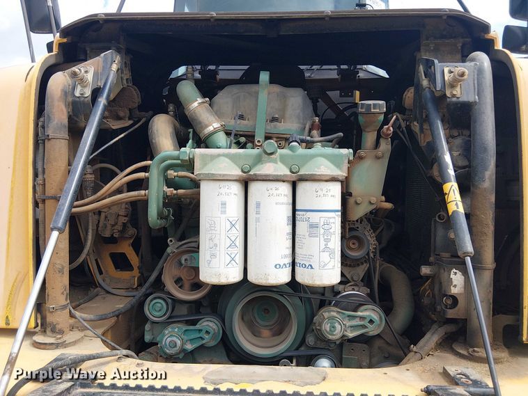 image for item EF1040 2007 Volvo A30D articulated haul truck