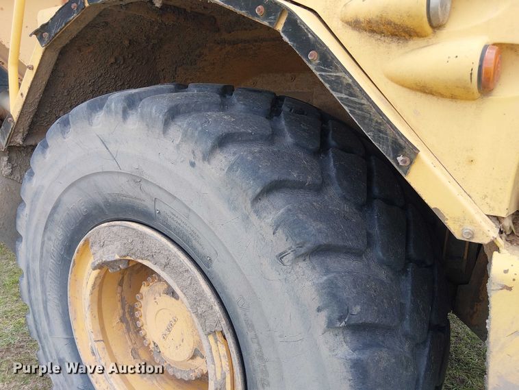 image for item EF1040 2007 Volvo A30D articulated haul truck