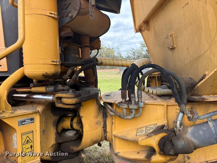 image for item EF1041 2007 Volvo A30D articulated haul truck