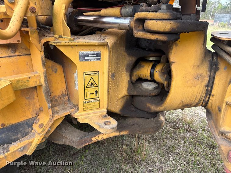 image for item EF1041 2007 Volvo A30D articulated haul truck