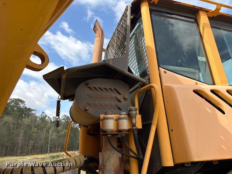image for item EF1041 2007 Volvo A30D articulated haul truck
