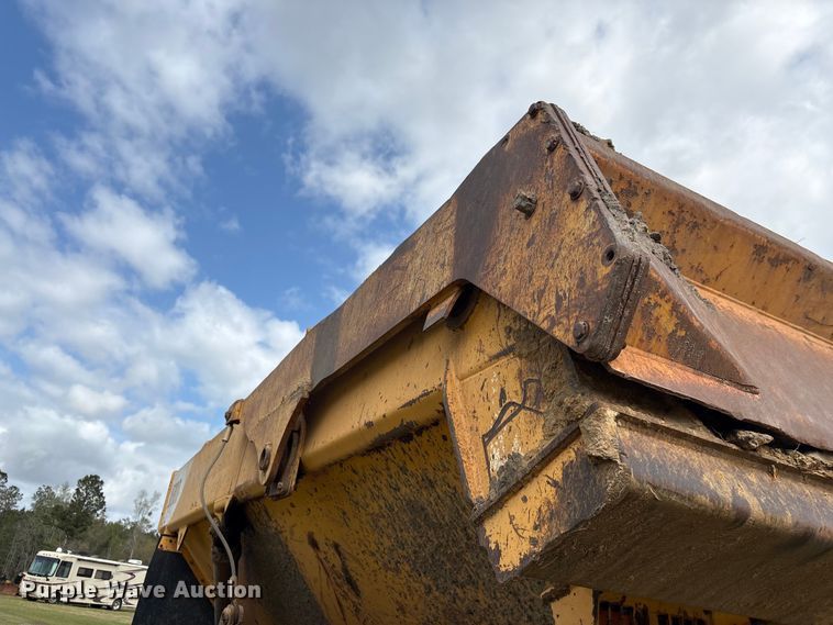 image for item EF1041 2007 Volvo A30D articulated haul truck