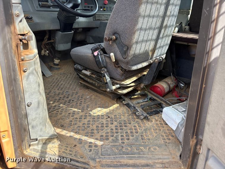 image for item EF1041 2007 Volvo A30D articulated haul truck