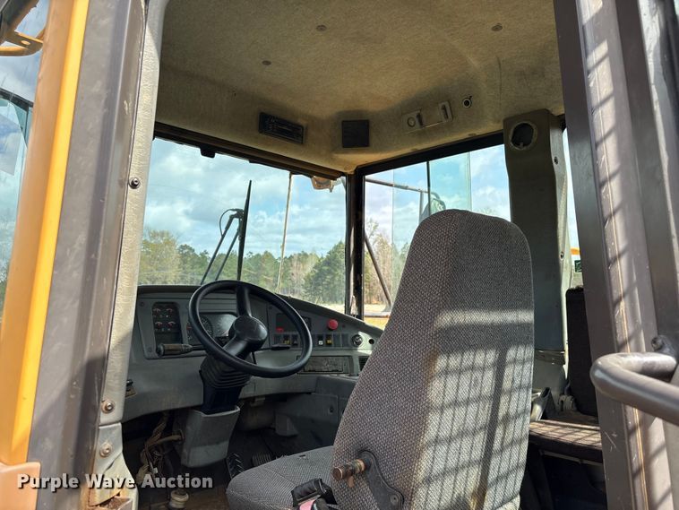 image for item EF1041 2007 Volvo A30D articulated haul truck