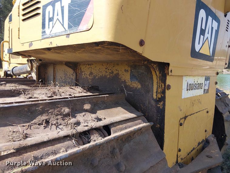 image for item EF1042 2015 Caterpillar D4K2 dozer