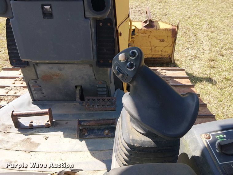 image for item EF1042 2015 Caterpillar D4K2 dozer