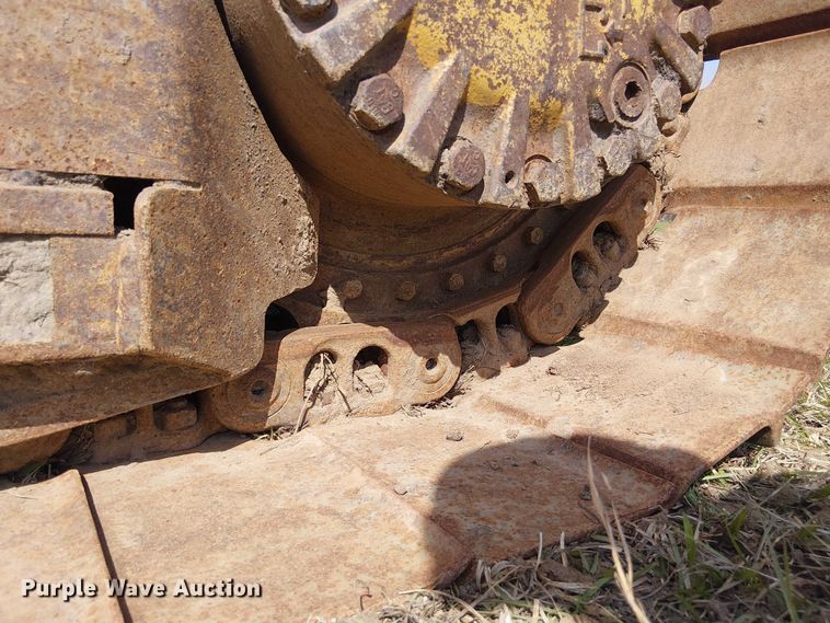 image for item EF1042 2015 Caterpillar D4K2 dozer