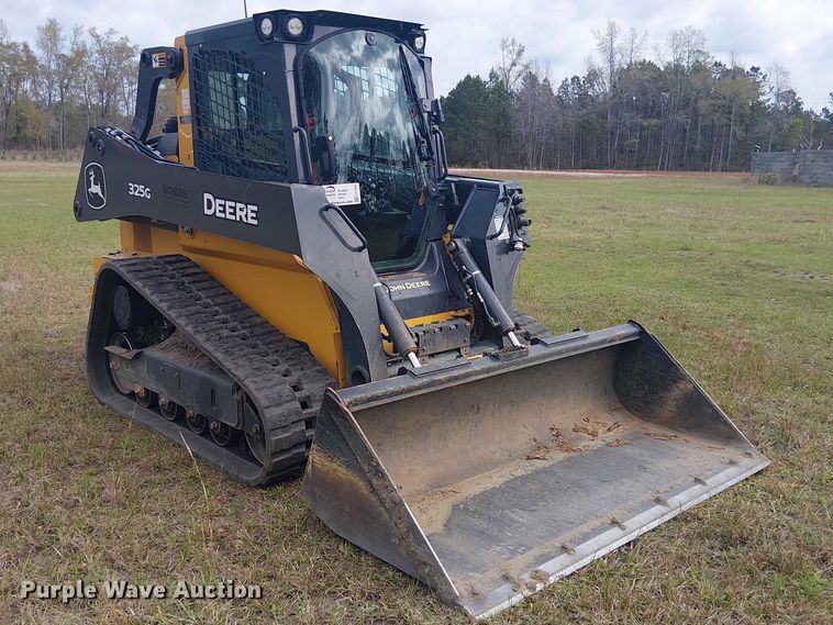 image for item EF1043 2024 John Deere 325G tracked skid steer loader