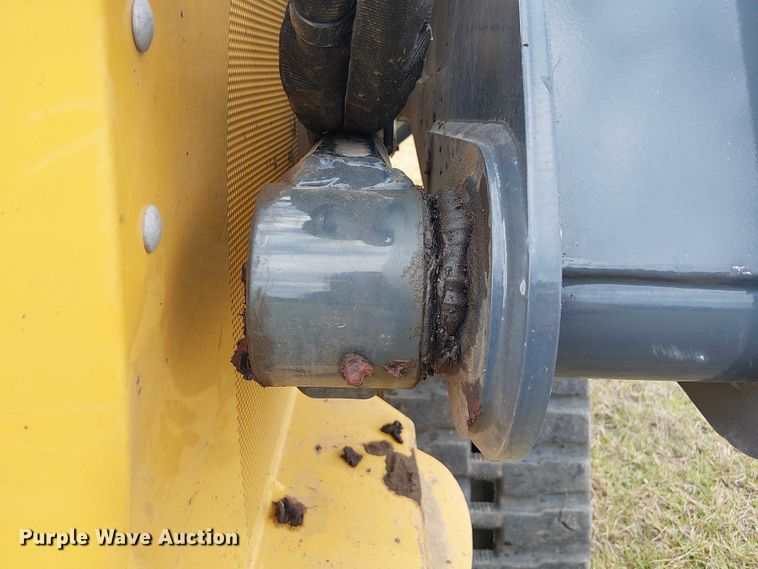 image for item EF1043 2024 John Deere 325G tracked skid steer loader