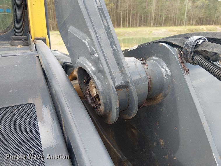 image for item EF1043 2024 John Deere 325G tracked skid steer loader