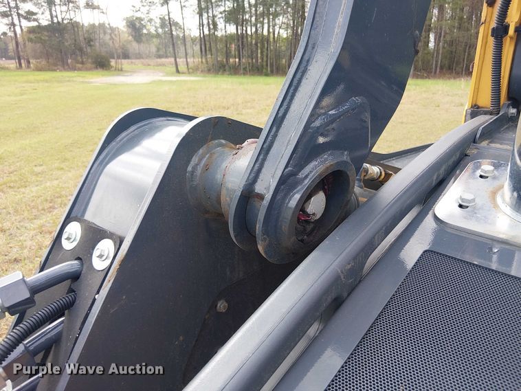 image for item EF1043 2024 John Deere 325G tracked skid steer loader