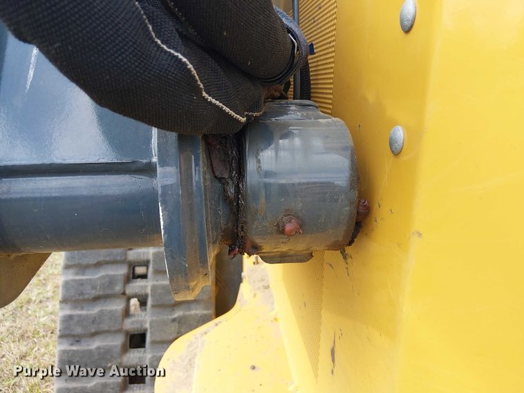 image for item EF1043 2024 John Deere 325G tracked skid steer loader