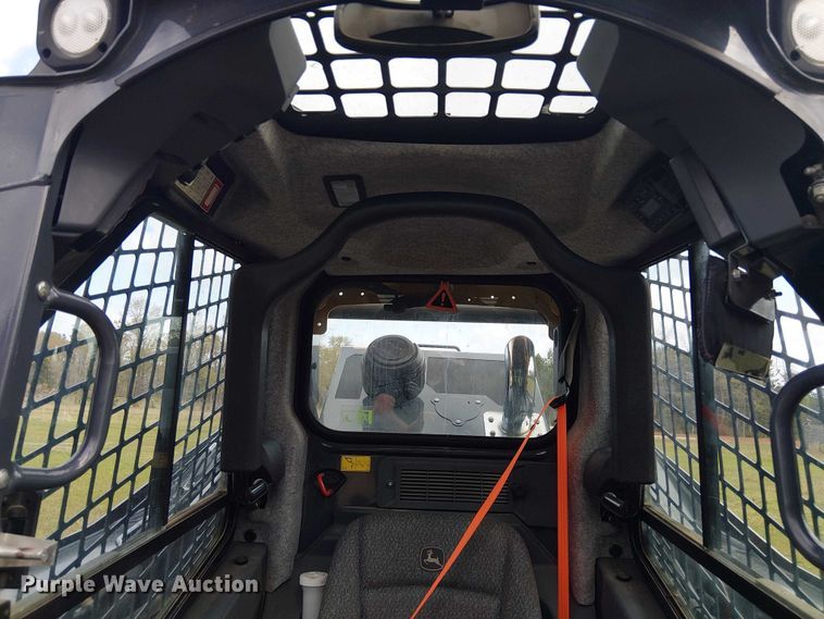 image for item EF1043 2024 John Deere 325G tracked skid steer loader