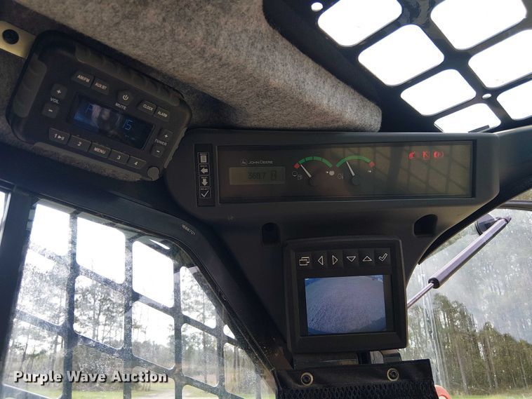 image for item EF1043 2024 John Deere 325G tracked skid steer loader