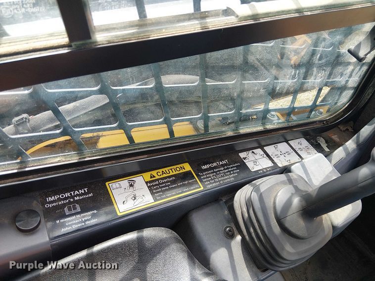 image for item EF1043 2024 John Deere 325G tracked skid steer loader