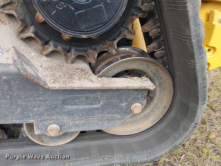 image for item EF1043 2024 John Deere 325G tracked skid steer loader