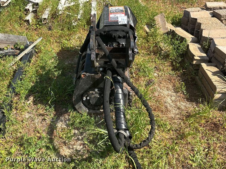 image for item EF1045 John Deere ME36 excavator mulcher