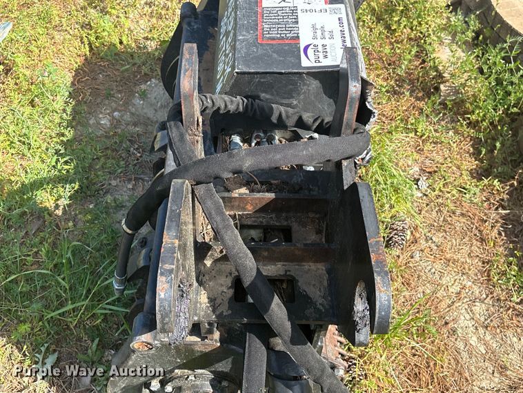 image for item EF1045 John Deere ME36 excavator mulcher