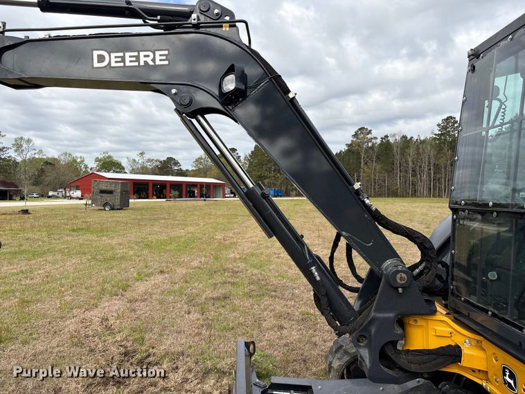 image for item EF1046 2022 John Deere 60G mini excavator