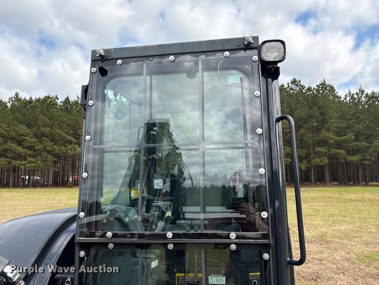 image for item EF1046 2022 John Deere 60G mini excavator