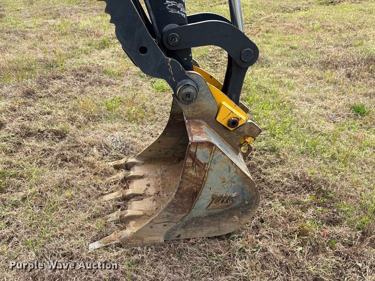 image for item EF1046 2022 John Deere 60G mini excavator