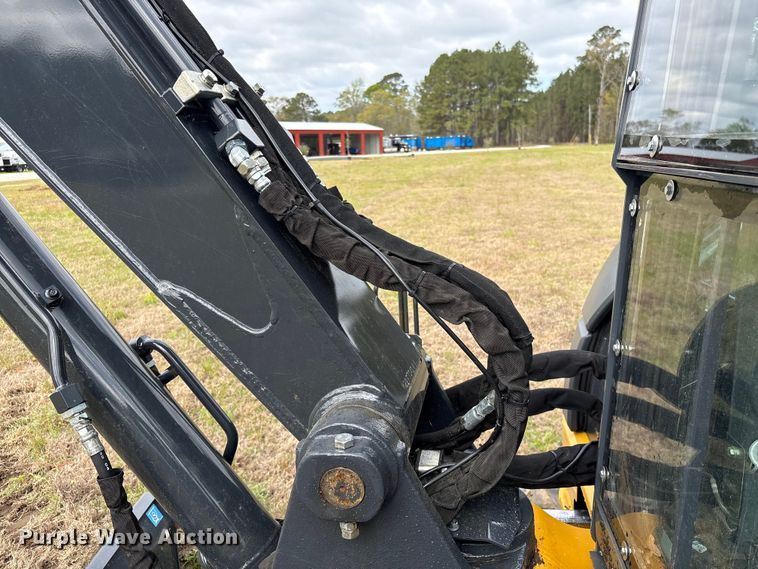 image for item EF1046 2022 John Deere 60G mini excavator