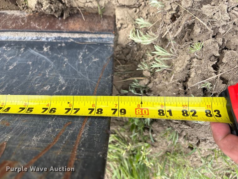 image for item EF1046 2022 John Deere 60G mini excavator