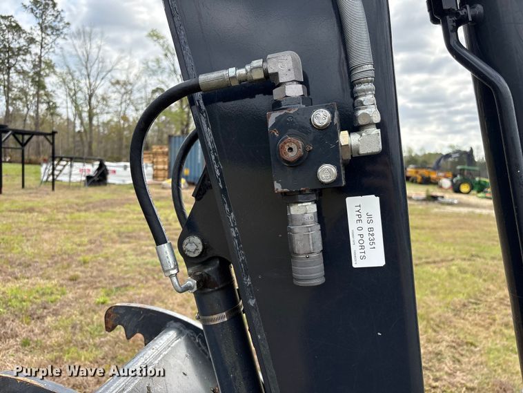 image for item EF1046 2022 John Deere 60G mini excavator