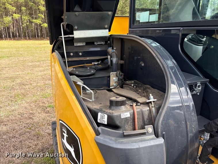 image for item EF1046 2022 John Deere 60G mini excavator