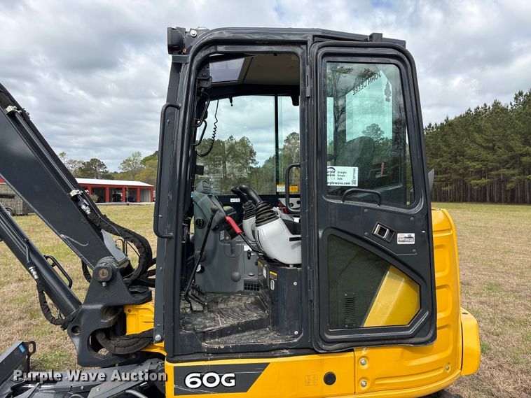 image for item EF1046 2022 John Deere 60G mini excavator