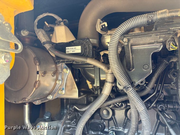 image for item EF1046 2022 John Deere 60G mini excavator