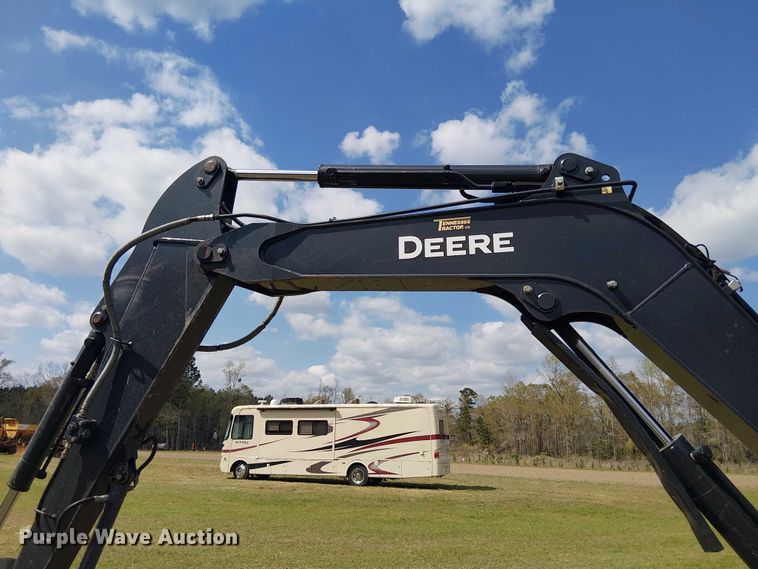 image for item EF1047 2020 John Deere 60G mini excavator