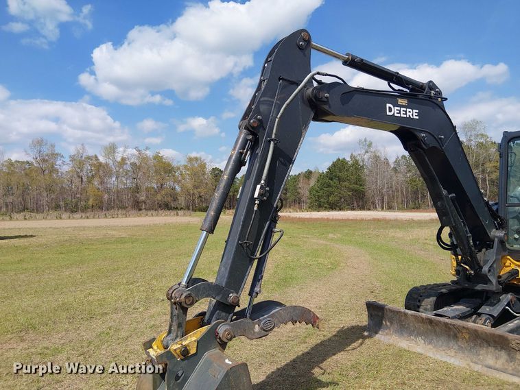 image for item EF1047 2020 John Deere 60G mini excavator