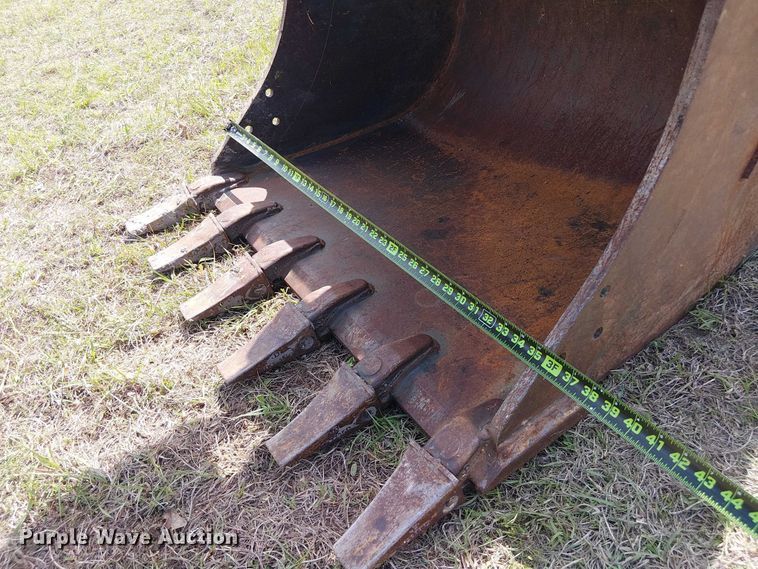 image for item EF1047 2020 John Deere 60G mini excavator