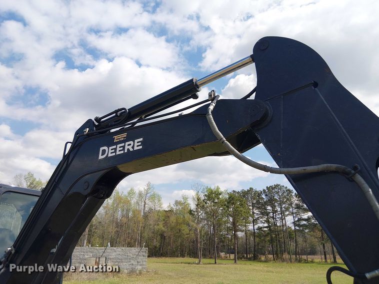 image for item EF1047 2020 John Deere 60G mini excavator