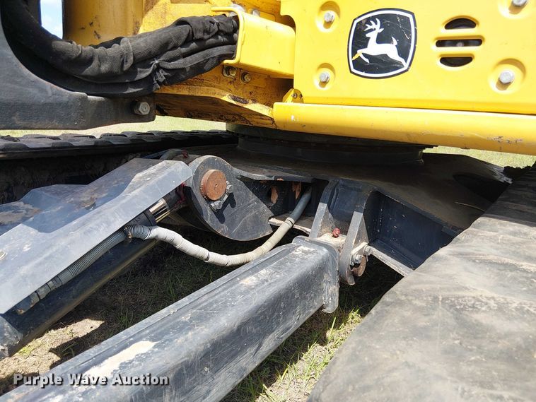 image for item EF1047 2020 John Deere 60G mini excavator