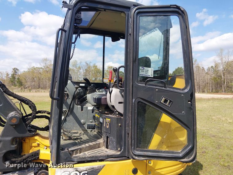 image for item EF1047 2020 John Deere 60G mini excavator